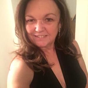 Meet your Posher, Debra